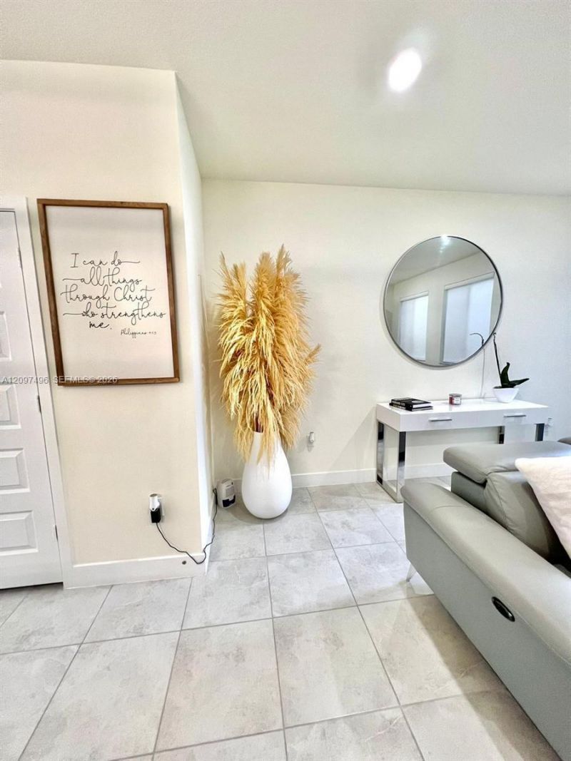 6455 NW 103rd Pl , Unit 106, Doral, FL 33178 Photo