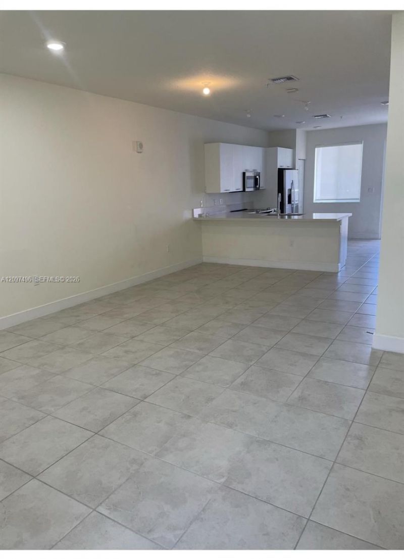 6455 NW 103rd Pl , Unit 106, Doral, FL 33178 Photo