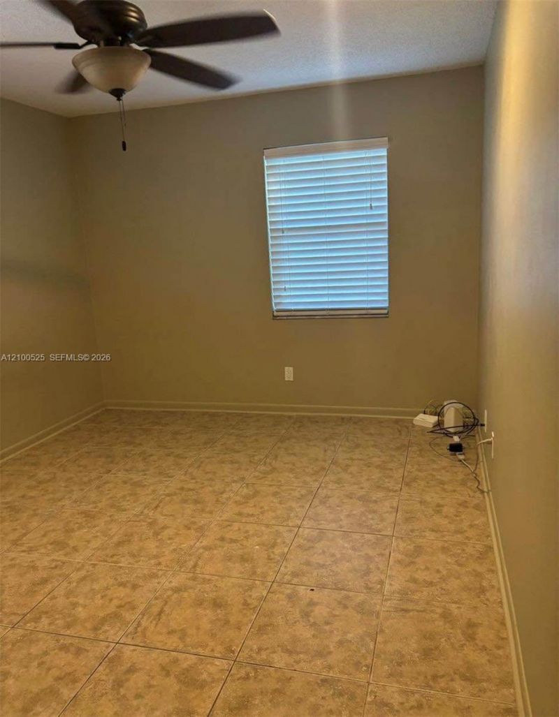 2237 Nova Village Dr , Davie, FL 33317 Photo