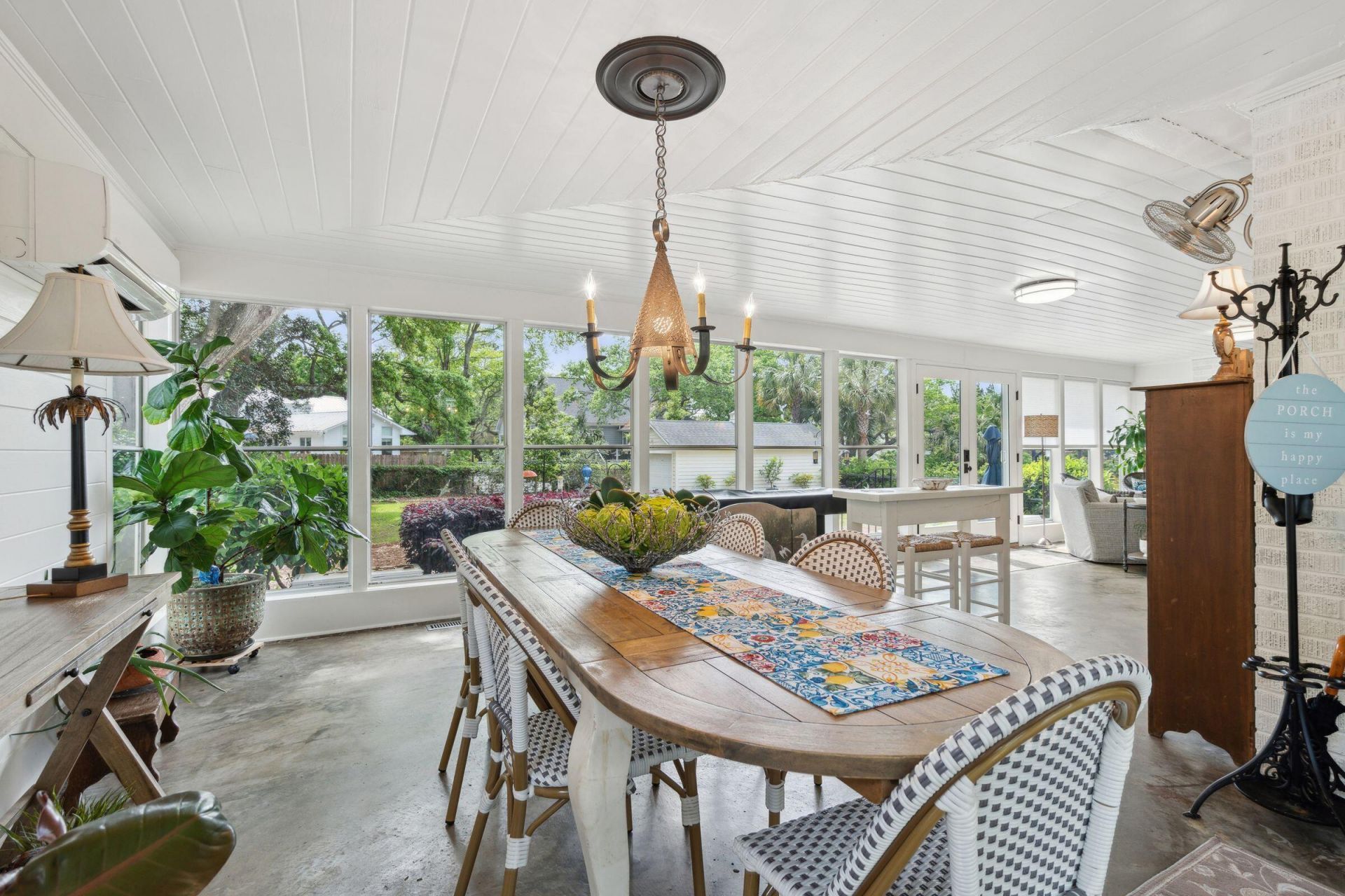 739 Pitt Street Photo 18