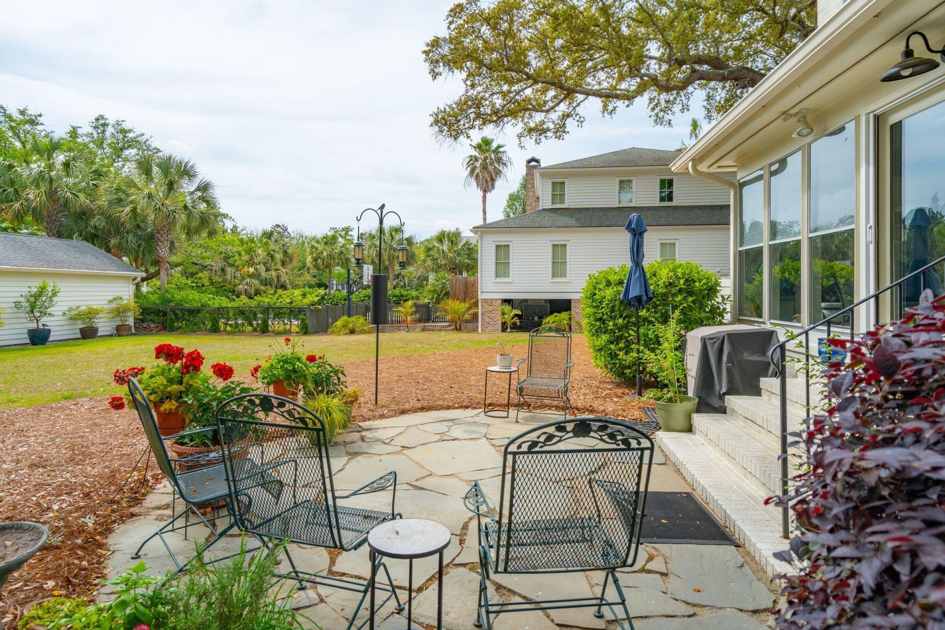 739 Pitt Street Photo 35