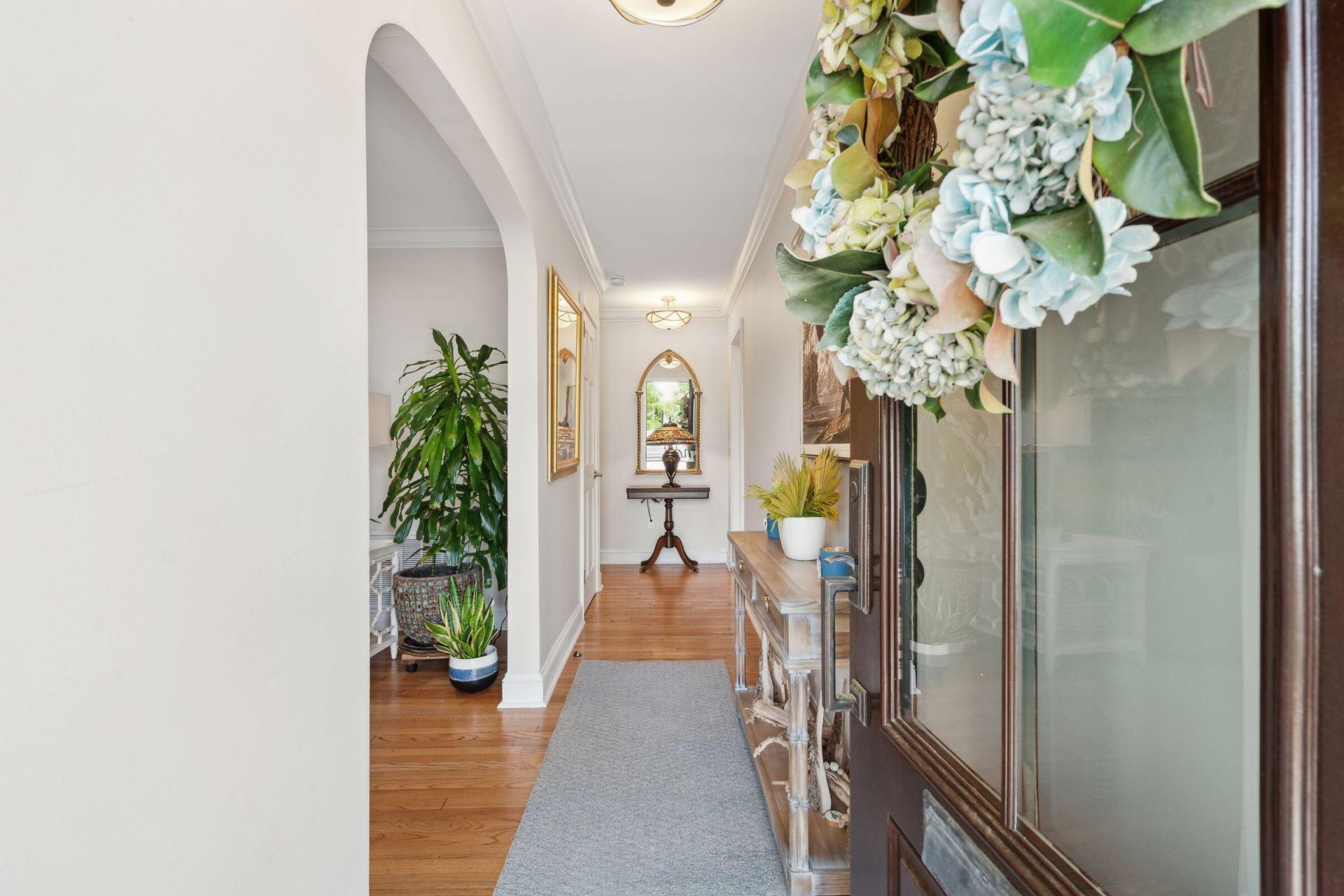 739 Pitt Street Photo 4