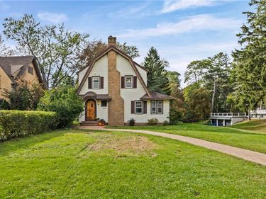129 Frankland Road, Rochester, NY 14617