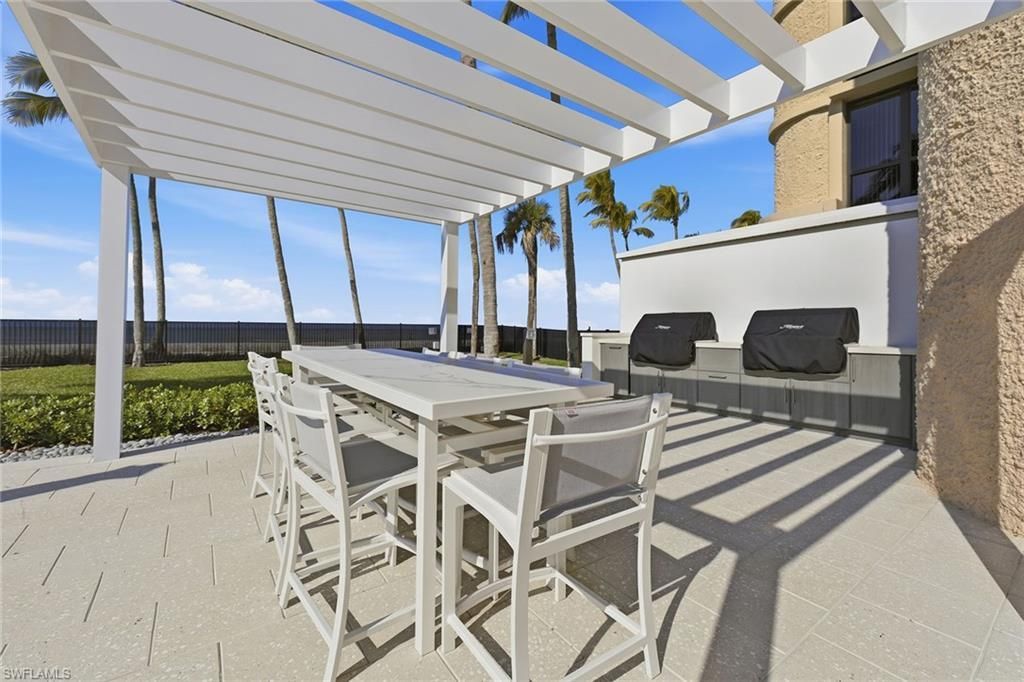 4001 Gulf Shore Blvd N, Unit 1205, Naples, FL 34103 Photo