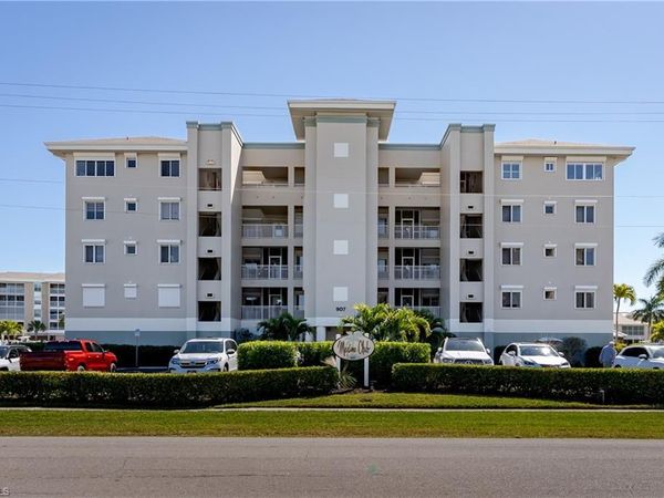 907 Panama CT , Unit 203, MARCO ISLAND, FL 34145
