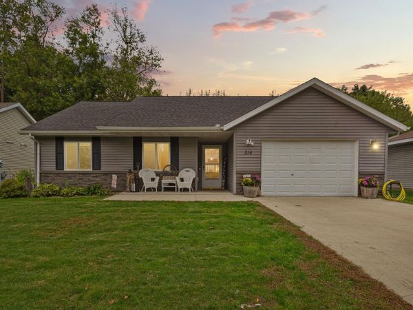 214 Rogers Street, Mankato, MN 56001