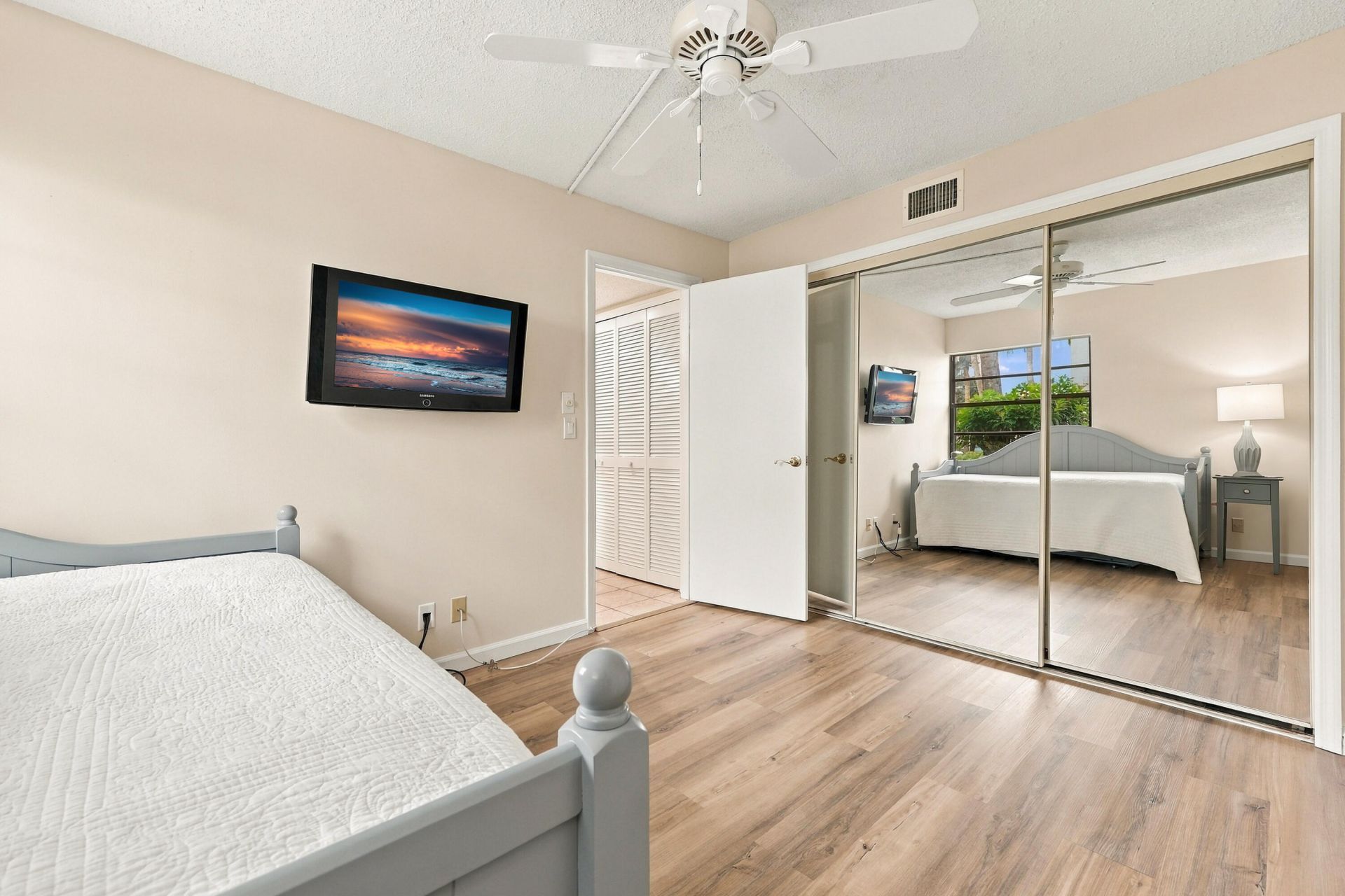 5851 Parkwalk Drive, Boynton Beach, FL 33472 Photo