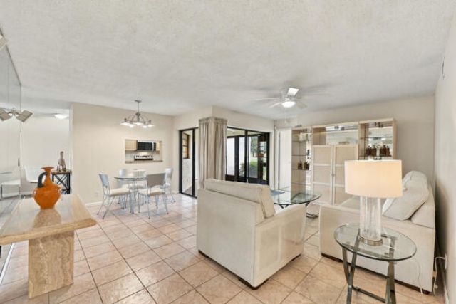 5851 Parkwalk Drive, Boynton Beach, FL 33472 Photo