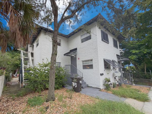 711 8th Street, Unit 713, West Palm Beach, FL 33401