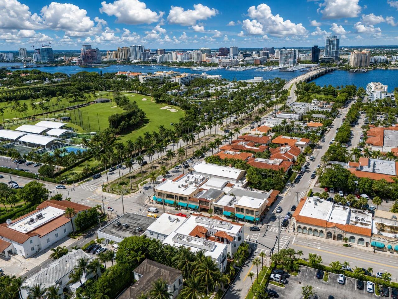 184 Sunset Avenue, Unit 102, Palm Beach, FL 33480 Photo