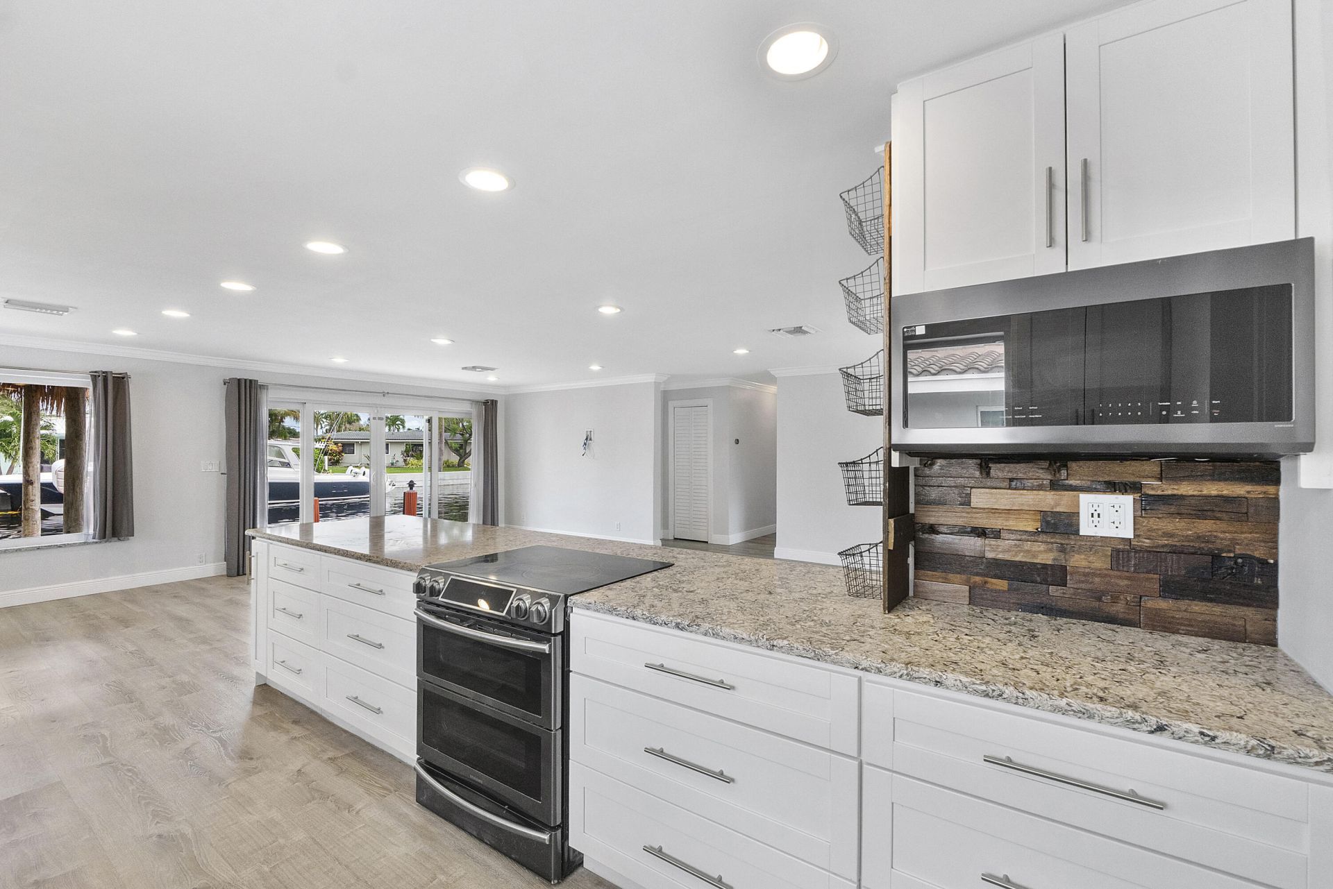 361 SE 9th Court, Pompano Beach, FL 33060 Photo