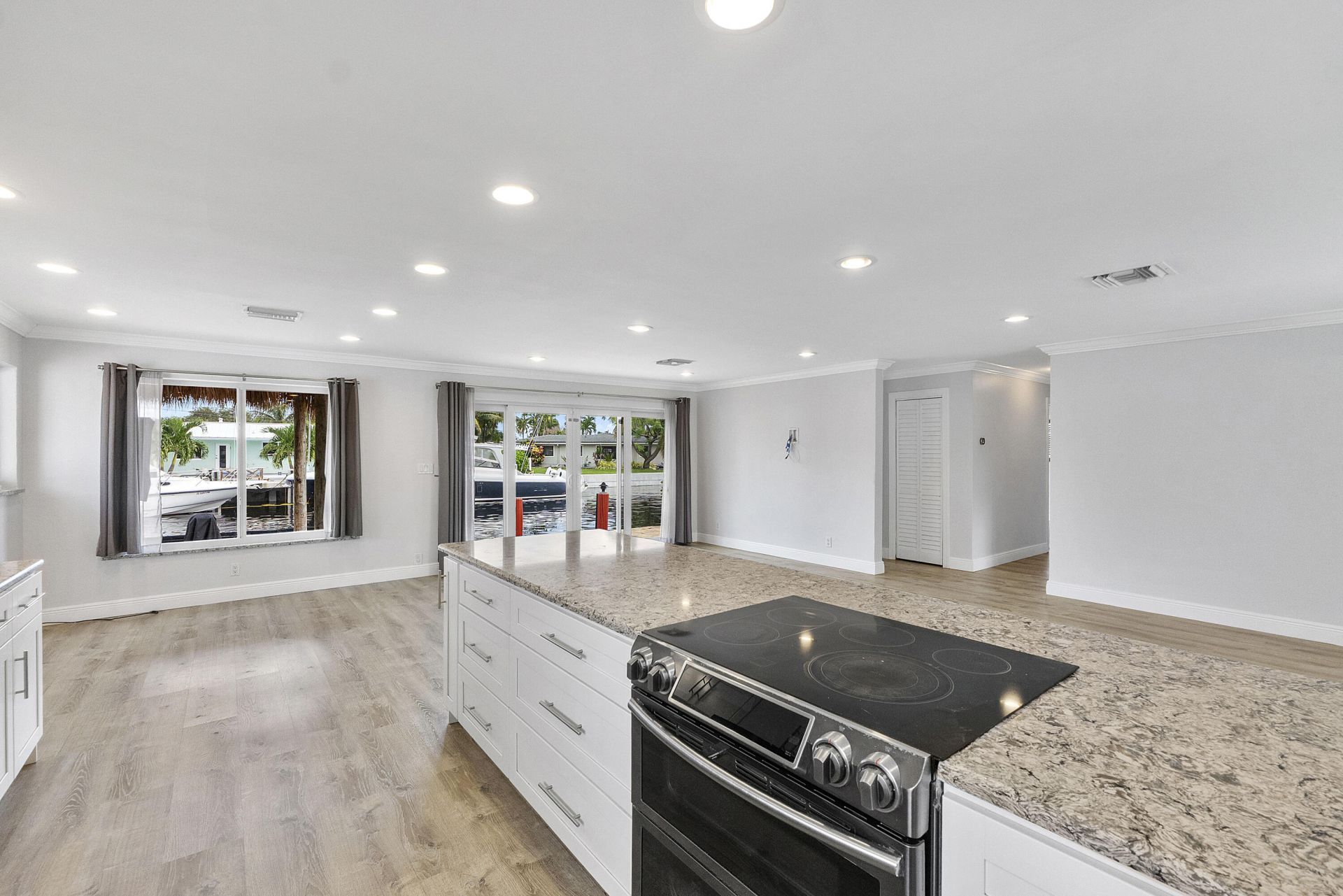 361 SE 9th Court, Pompano Beach, FL 33060 Photo