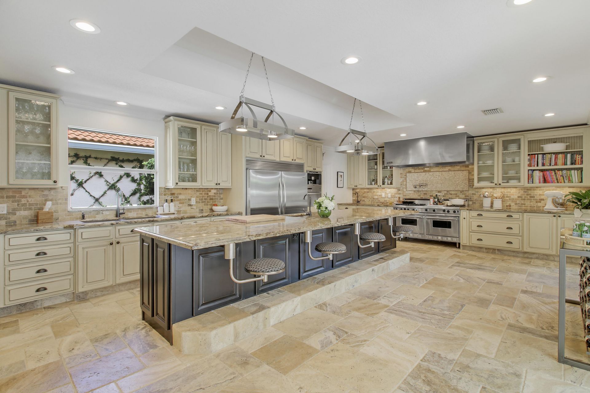 18456 SE Heritage Oaks Lane, Tequesta, FL 33469 Photo