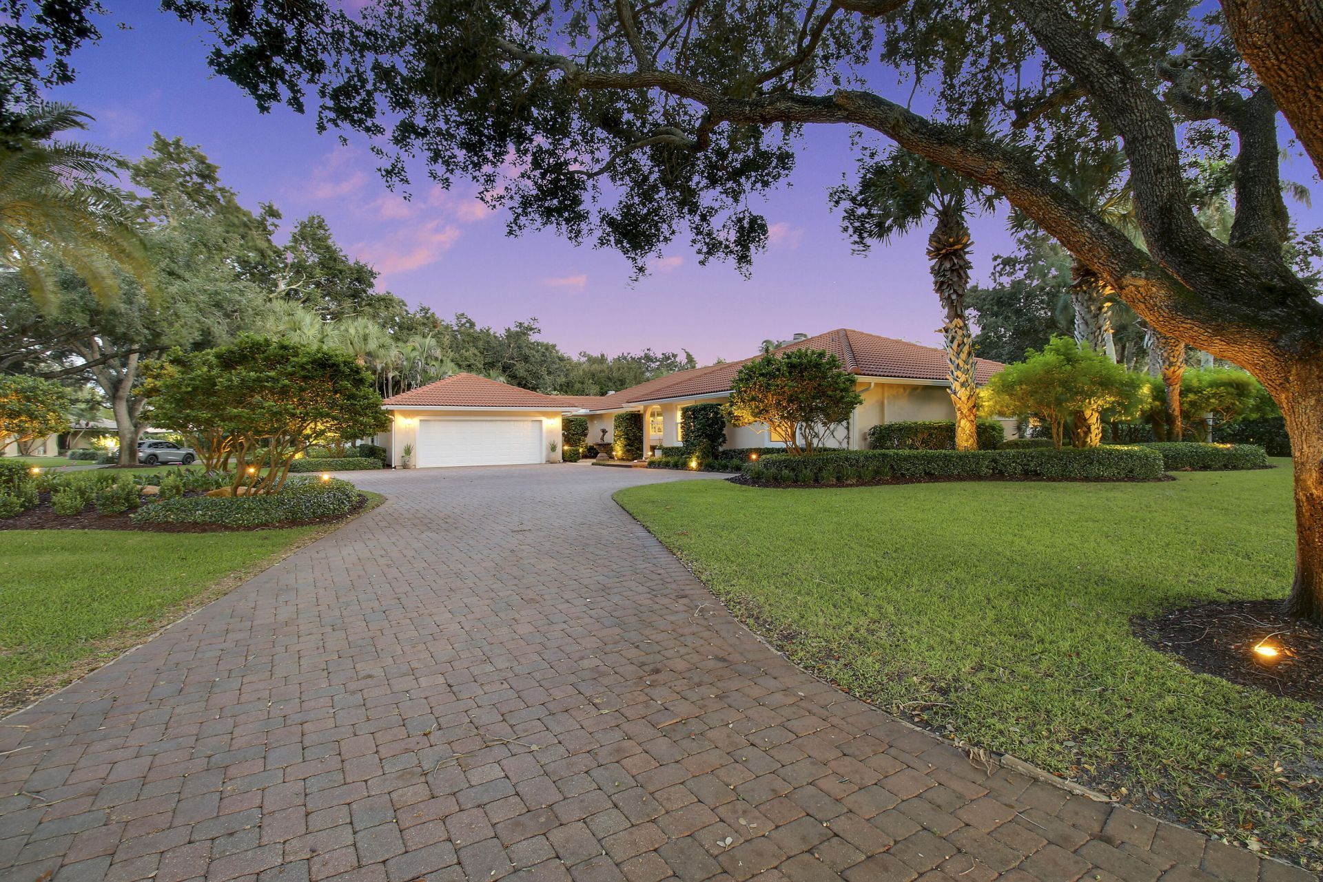 18456 SE Heritage Oaks Lane, Tequesta, FL 33469 Photo