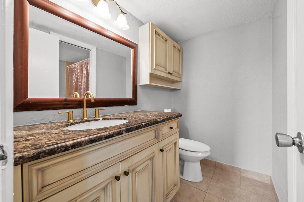 3720 N Pine Island Road N, Unit 330, Sunrise, FL 33351 Photo