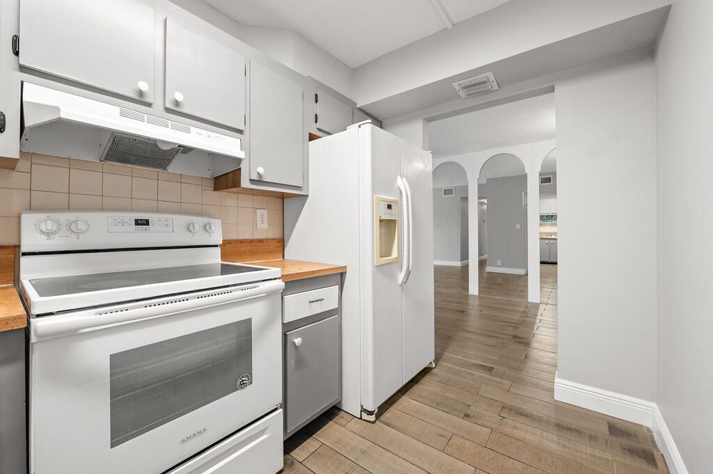 3720 N Pine Island Road N, Unit 330, Sunrise, FL 33351 Photo