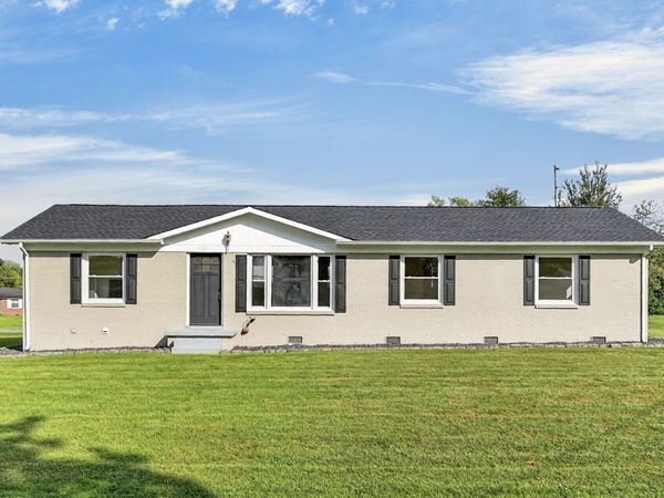 826 Driver St , Smithville, TN 37166