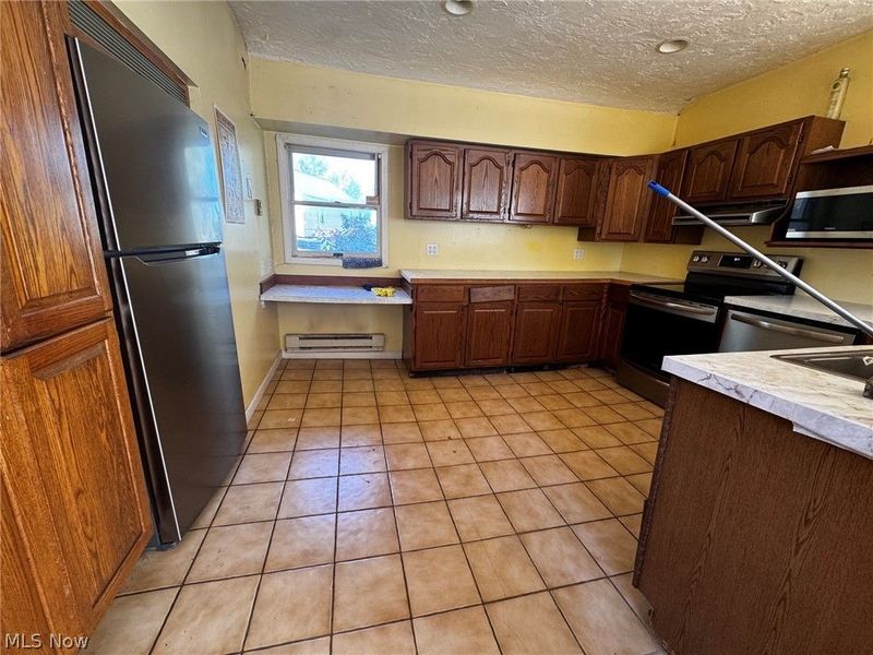 14872 Longview Drive, Newbury, OH 44065 Photo 2