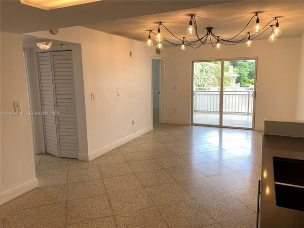 498 SW 2nd St , Unit 2C, Miami, FL 33130
