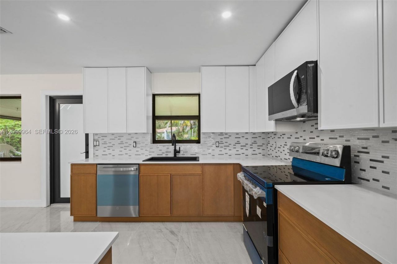 1771 SW 30th St, Fort Lauderdale, FL 33315 Photo