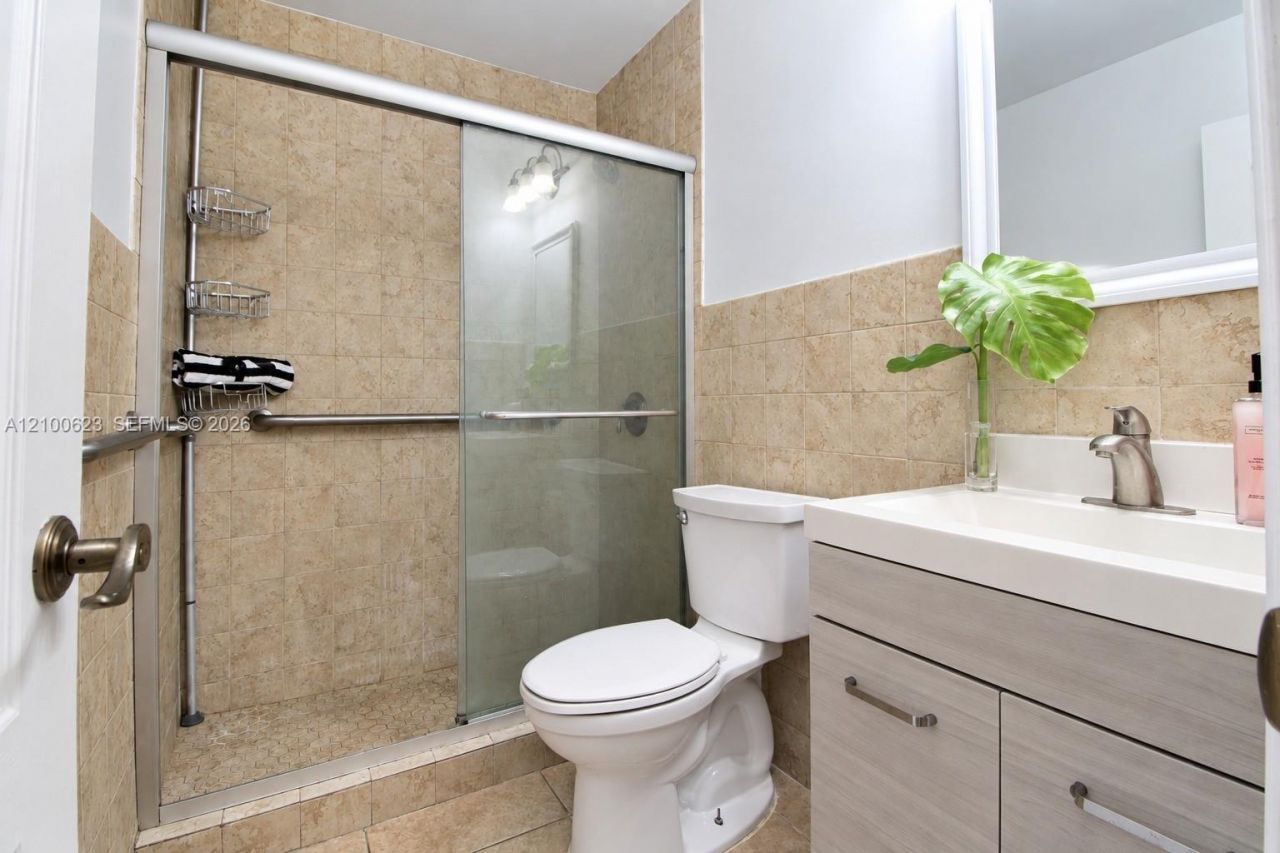 8977 SW 123rd Ct , Unit 207, Miami, FL 33186 Photo