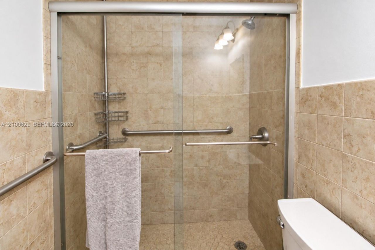8977 SW 123rd Ct , Unit 207, Miami, FL 33186 Photo