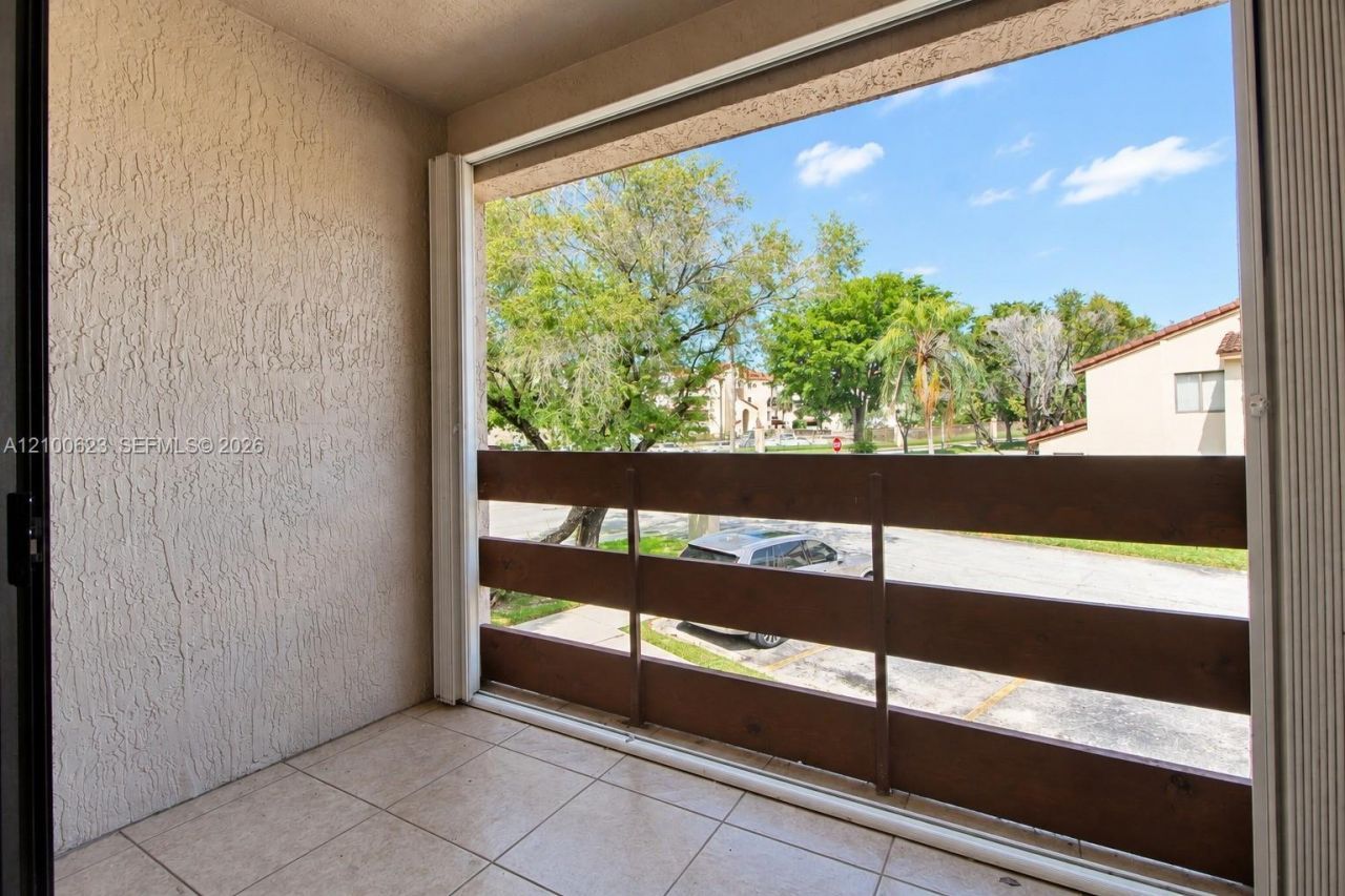 8977 SW 123rd Ct , Unit 207, Miami, FL 33186 Photo
