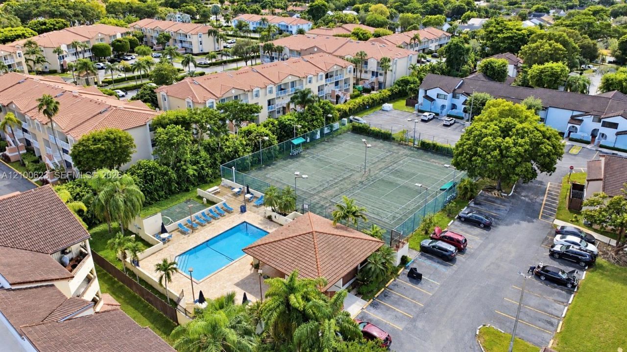 8977 SW 123rd Ct , Unit 207, Miami, FL 33186 Photo
