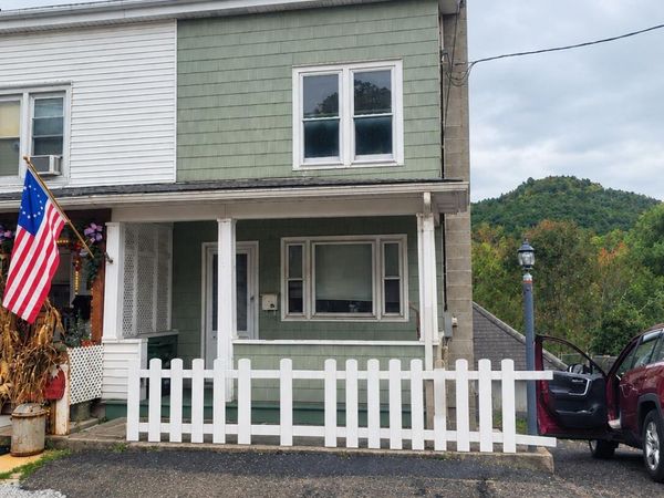 244 W Columbus Avenue, Nesquehoning, PA 18240