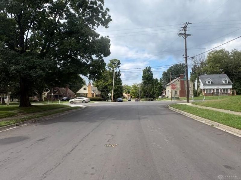 1787 Princeton Drive, Dayton, OH 45406 Photo 4