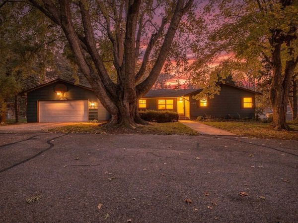 1480 Crestview Lane , Owatonna, MN 55060
