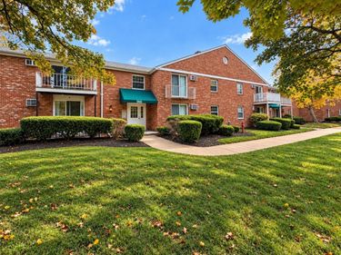 56 Townsend St, Unit D27, Abington, MA 02351
