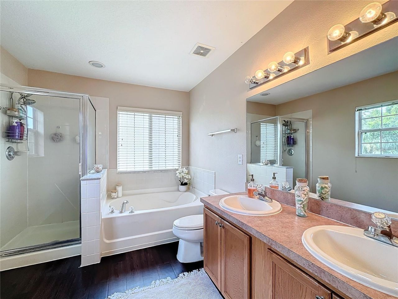 6312 Magnolia Trails Lane, Gibsonton, FL 33534 Photo