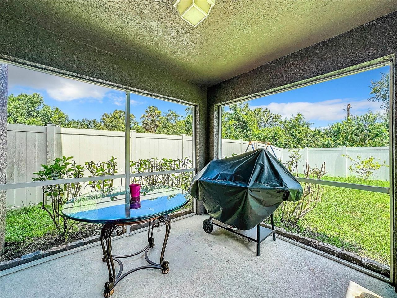 6312 Magnolia Trails Lane, Gibsonton, FL 33534 Photo