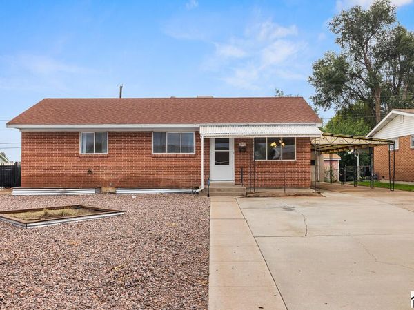 1912 Sherwood Lane, Pueblo, CO 81005