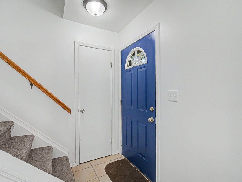 2517 W Foxchase Court, Troy, OH 45373 Photo 8