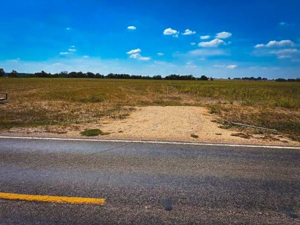 CR 3061 lot 2 Highway, Thorndale, TX 76577