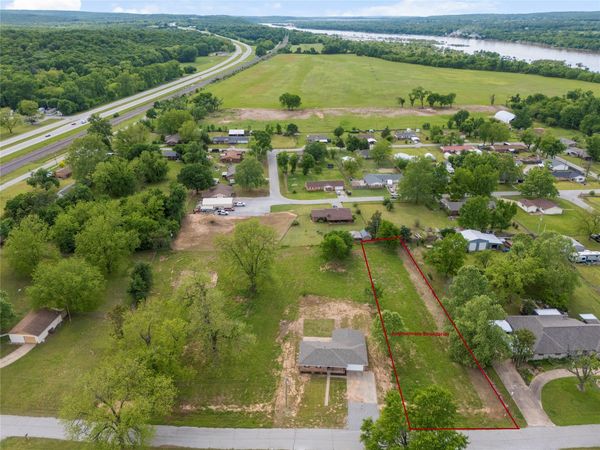 165th West Avenue , Sand Springs, OK 74063