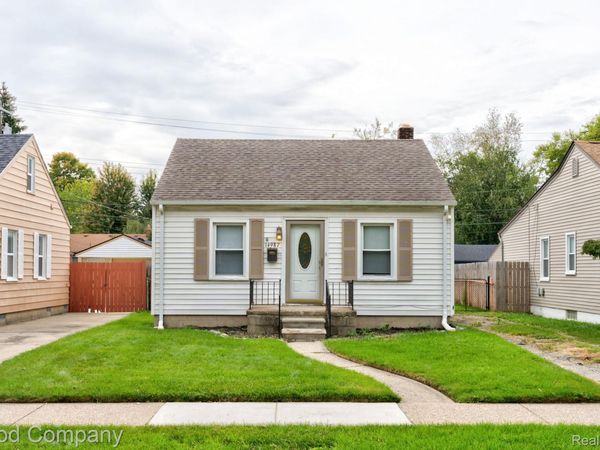 14987 University Street, Allen Park, Mi 48101