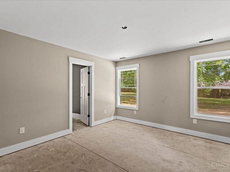 604 Laura Drive, Tate Township, OH 45106 Photo 9