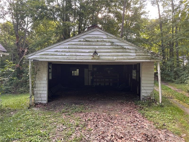 3001 Mayfair Road, Green, OH 44312 Photo 3