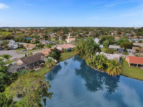 7399 NW 22nd Pl , Margate, FL 33063