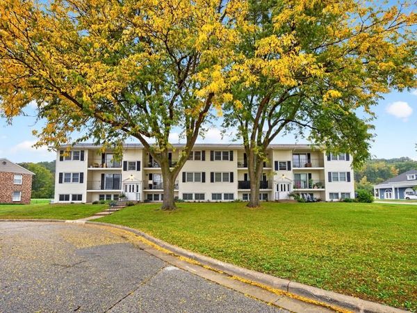 1903 Greenview Place SW, Unit 1, Rochester, MN 55902
