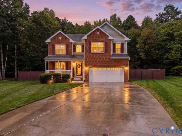 1401 Woodside Court , Henrico, VA 23231