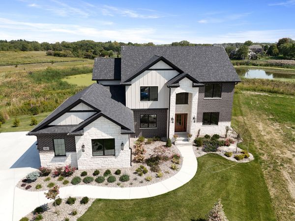 515 Meadow Brooke Lane , Dyer, IN 46311