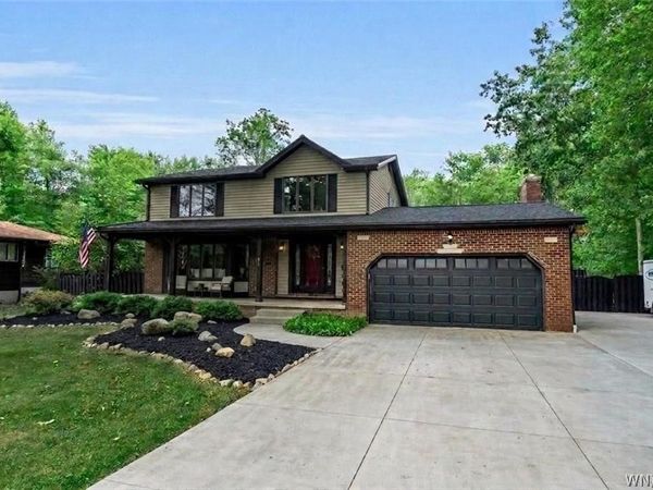 598 Baseline Road , Grand Island, NY 14072