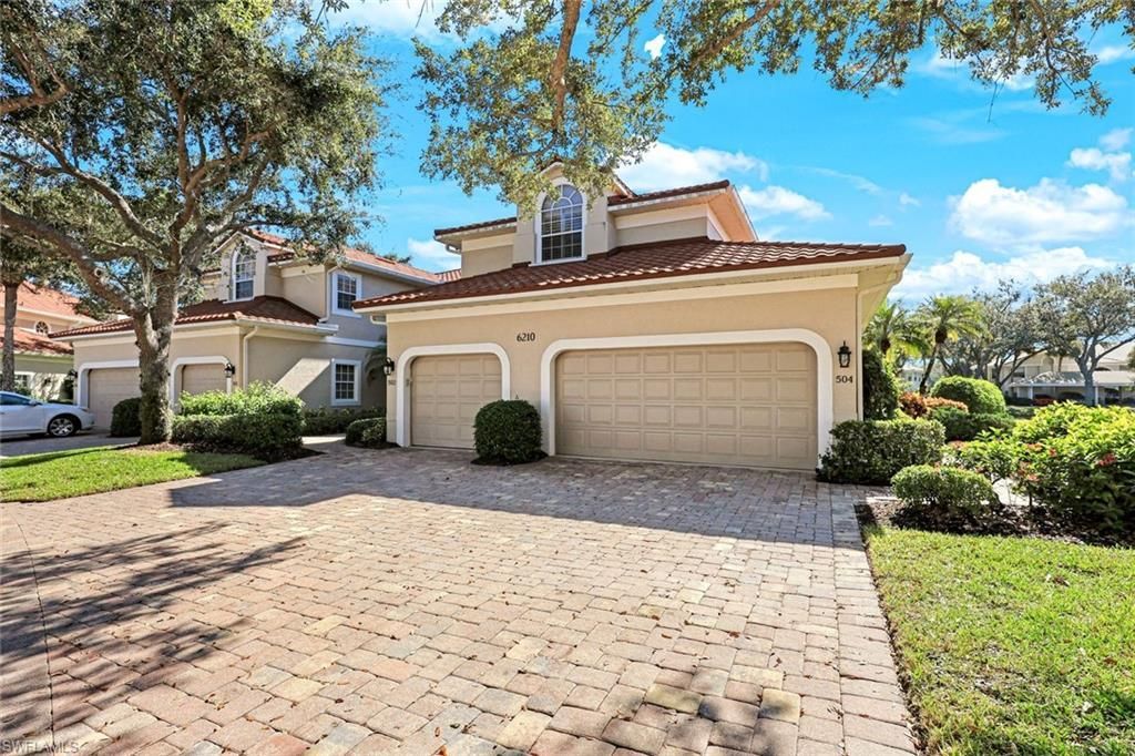 6210 Reserve Cir, Unit 504, Naples, FL 34119 Photo