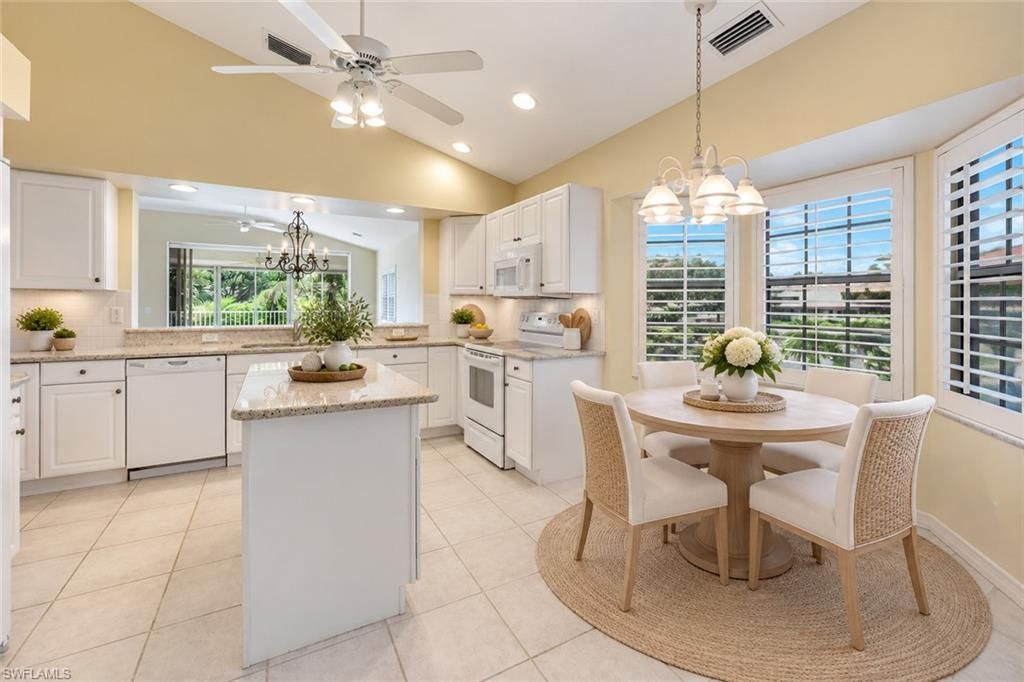 6210 Reserve Cir, Unit 504, Naples, FL 34119 Photo