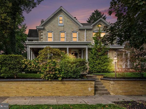 322 S COLLEGE STREET, CARLISLE, PA 17013