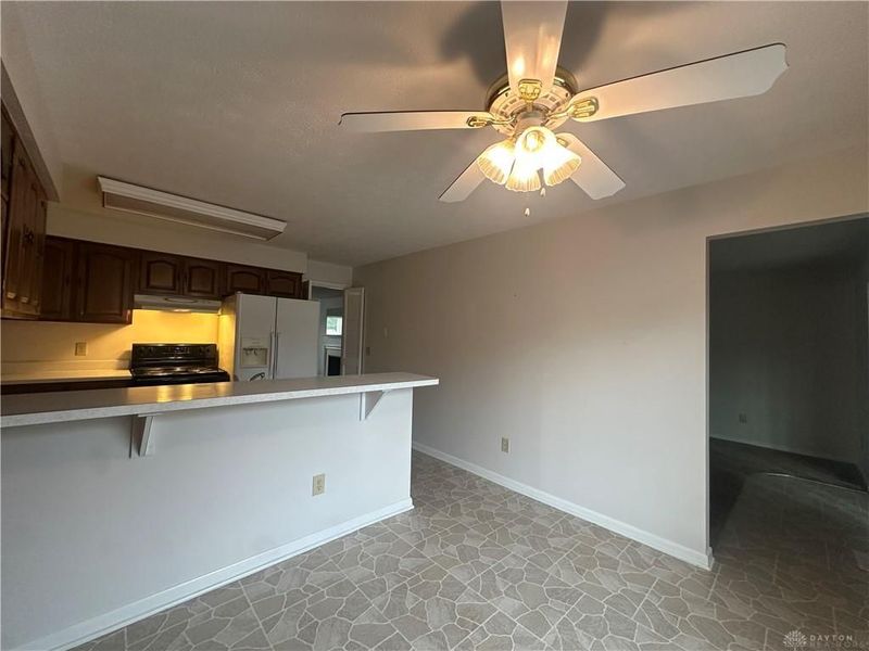 196 Lyons Drive, Centerville, OH 45459 Photo 10